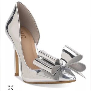 I.N.C. International Concepts Kenjay D'Orsay Pumps